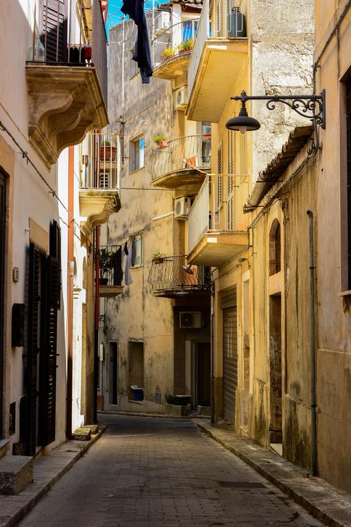 ホテル Terrazzo Su Ibla ラグーザ エクステリア 写真